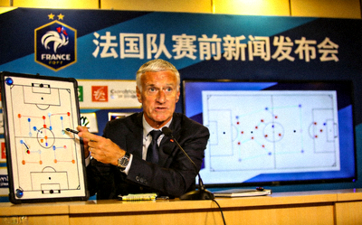法国队主教练德尚在赛前新闻发布会上谈战术调整